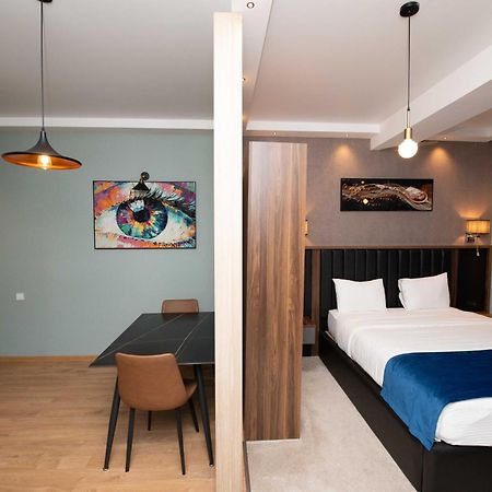Gori Palace Apartments Экстерьер фото