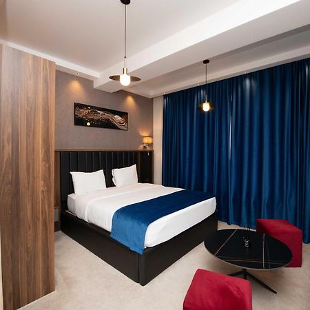 Gori Palace Apartments Экстерьер фото