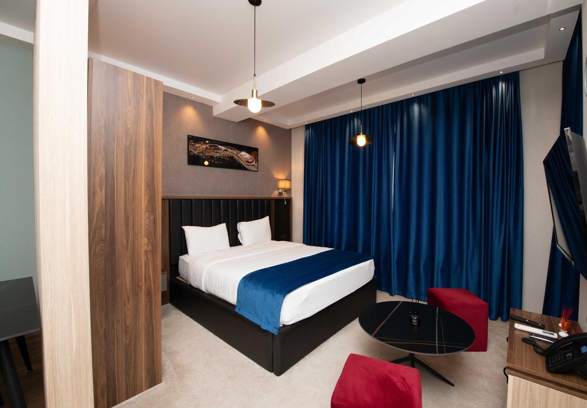 Gori Palace Apartments Экстерьер фото