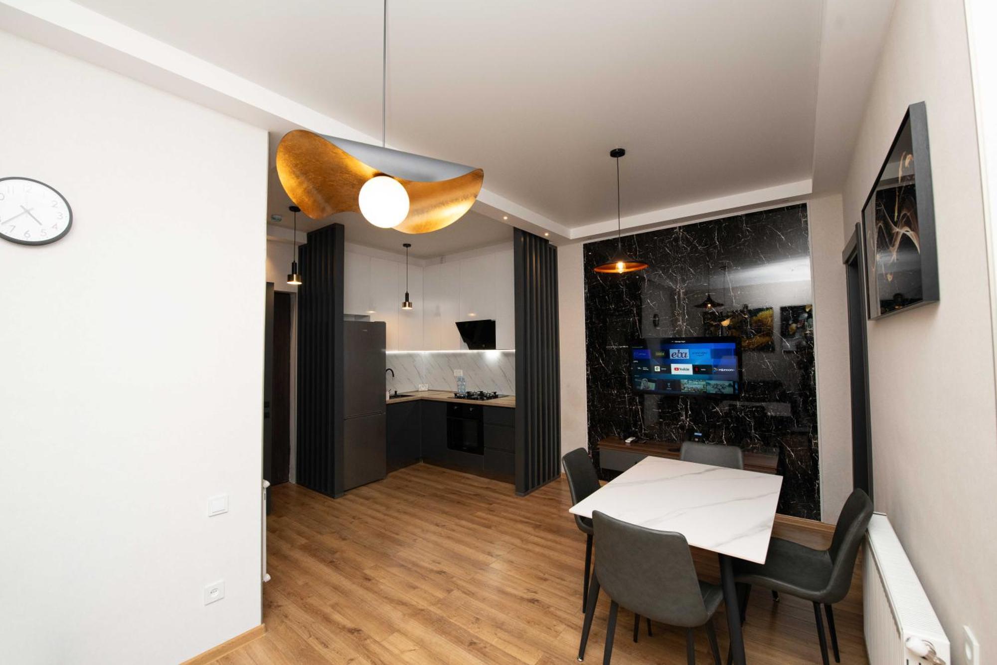 Gori Palace Apartments Экстерьер фото